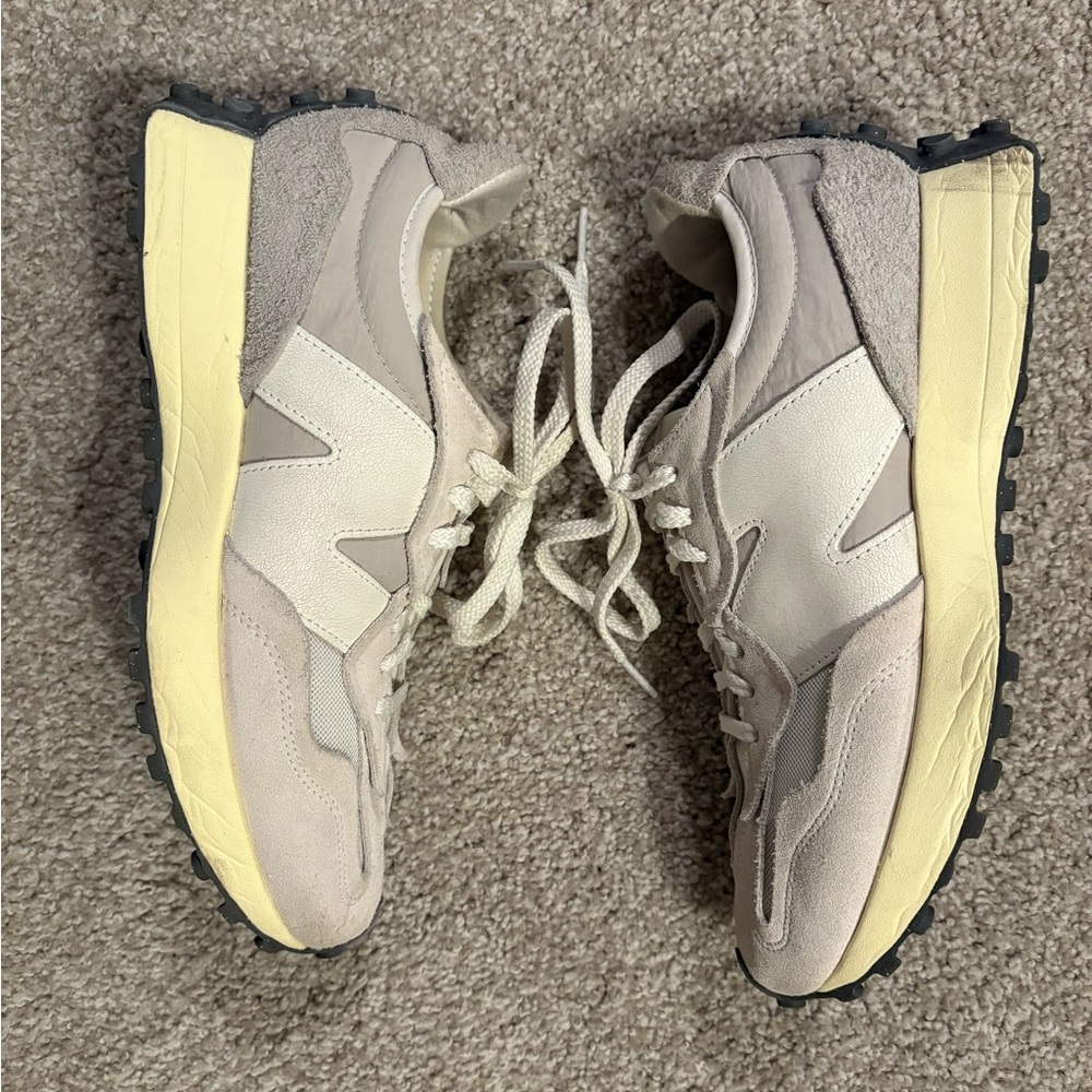 New Balance 327 Sea Salt Raincloud Sneaker Unisex 9 Mens 10.5 Womens - Picture 2 of 11